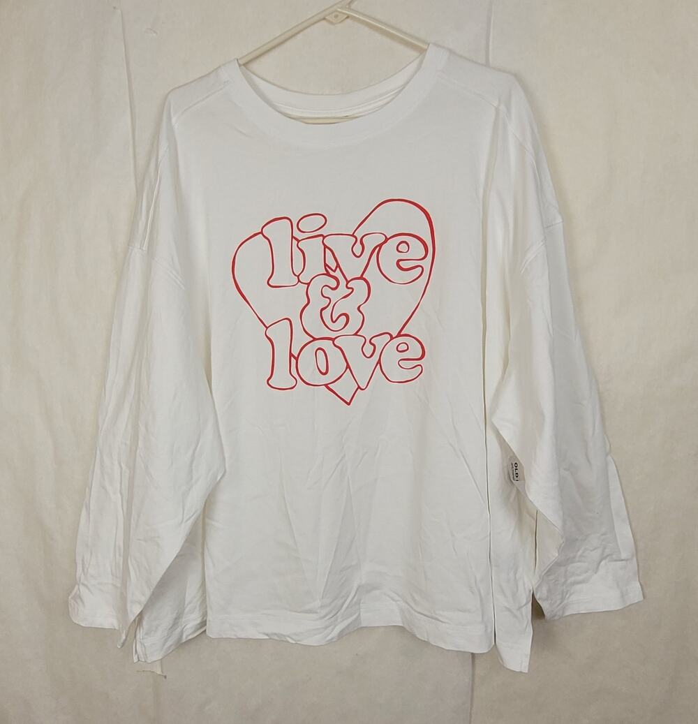 New Old Navy white Live and Love red heart graphic tshirt size 4X Casual